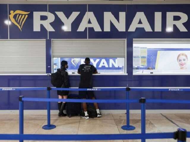   Ryanair     