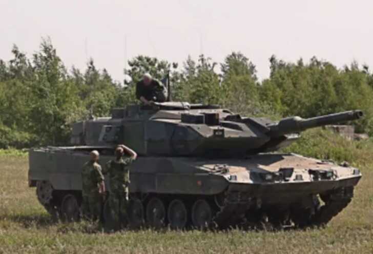      Stridsvagn 122