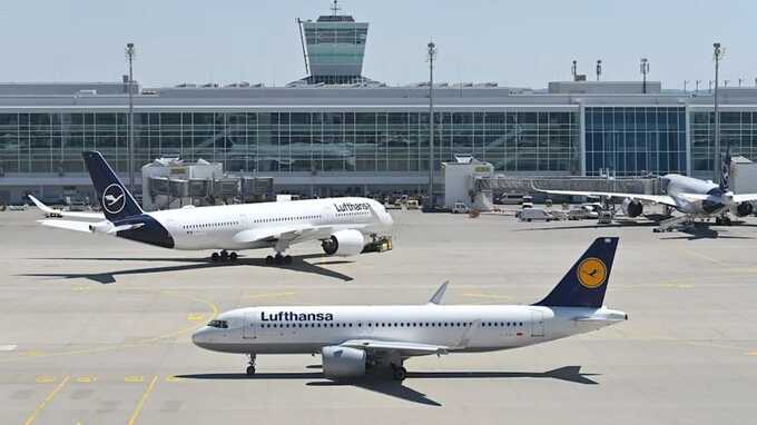  Lufthansa   